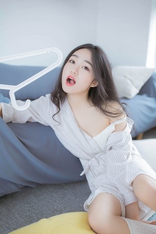 漂亮的女邻居3下载