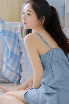 美女日本内衣
